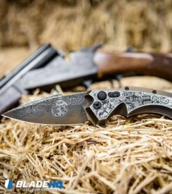 Hogue Knives/Outlaw Ordnance/Manspot X5 Automatic Knife (4" Bronze) Exclusive -Benchmade Store Hogue Knives X5 Spear Point Flipper Knife Bronze Manspot Exclusive BHQ 105684 kp hay web