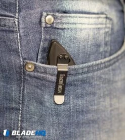 Kershaw Launch 1 Automatic Knife Blue Aluminum (3.4" BlackWash) 7100BLUBW 6 Kershaw Launch 1 Automatic Knife Blue Aluminum (3.4" BlackWash) 7100BLUBW -Benchmade Store Kershaw Launch 1 Automatic Knife Black Aluminum BlackWash 7100BW BHQ 27374 kp in pocket web 3